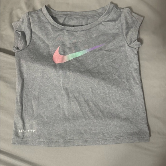 Nike Gray Dri-FIT T-Shirt and Skirt Set - Picture 6 of 8